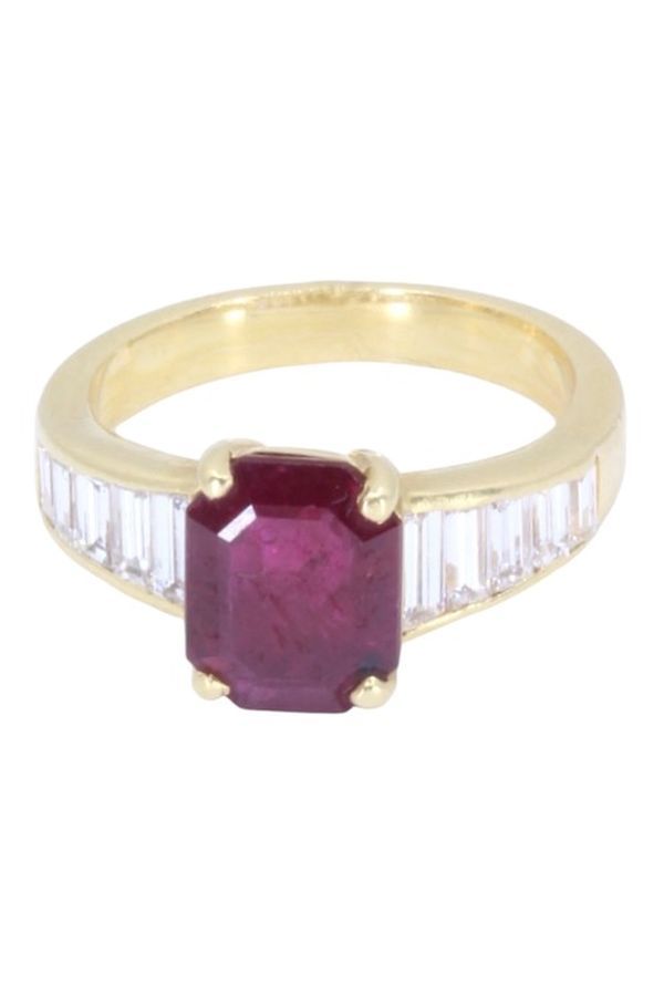 Bague rubis et diamants en or jaune
