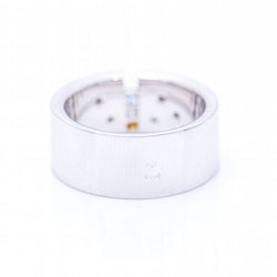 Used fancy white diamond gold ring