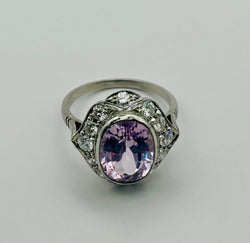 Bague en platine et diamant et kunzite