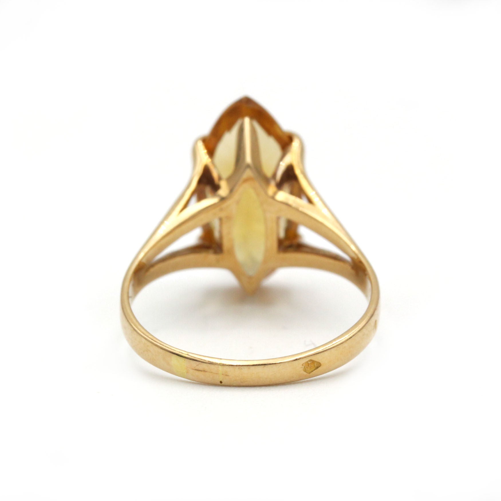 Bague - Or jaune et citrine