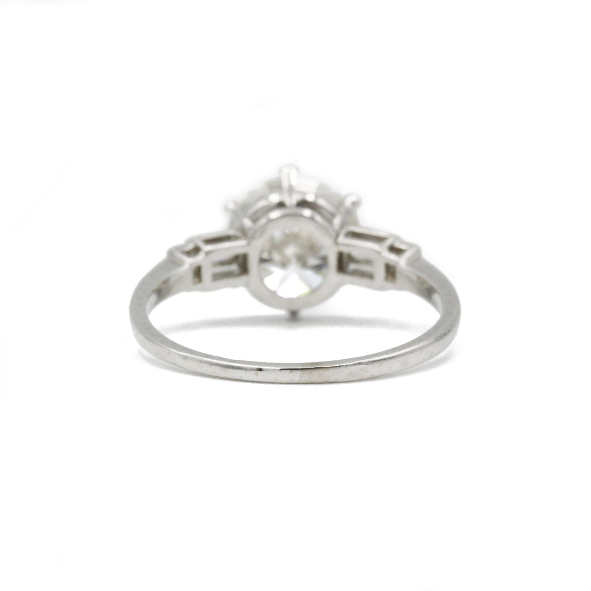 Solitaire accompagné - Diamant de 2,28 carats
