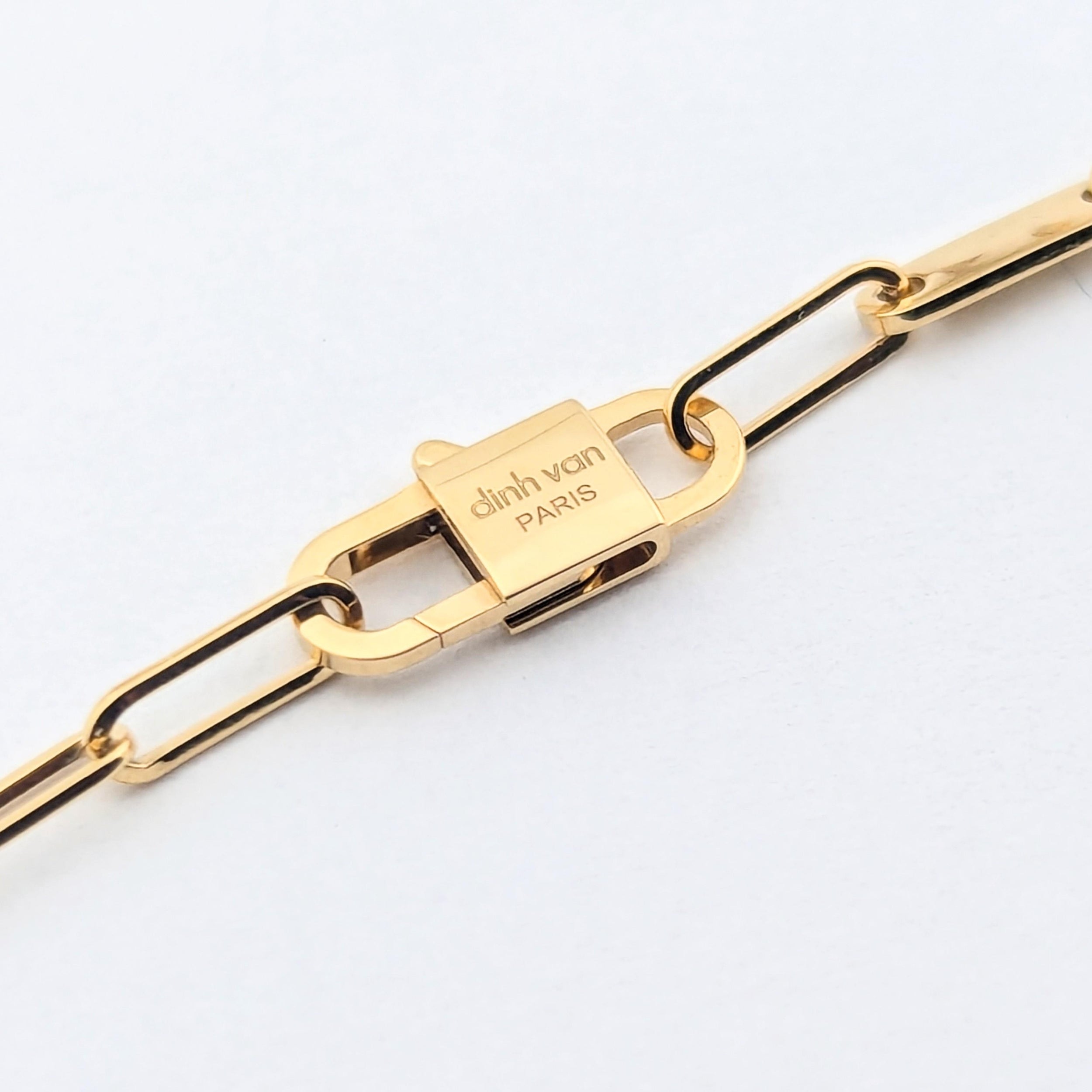 Collier Dinh Van Menottes R10