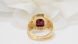 Ring In Yellow Gold, Garnet And Rose Cut Diamonds 