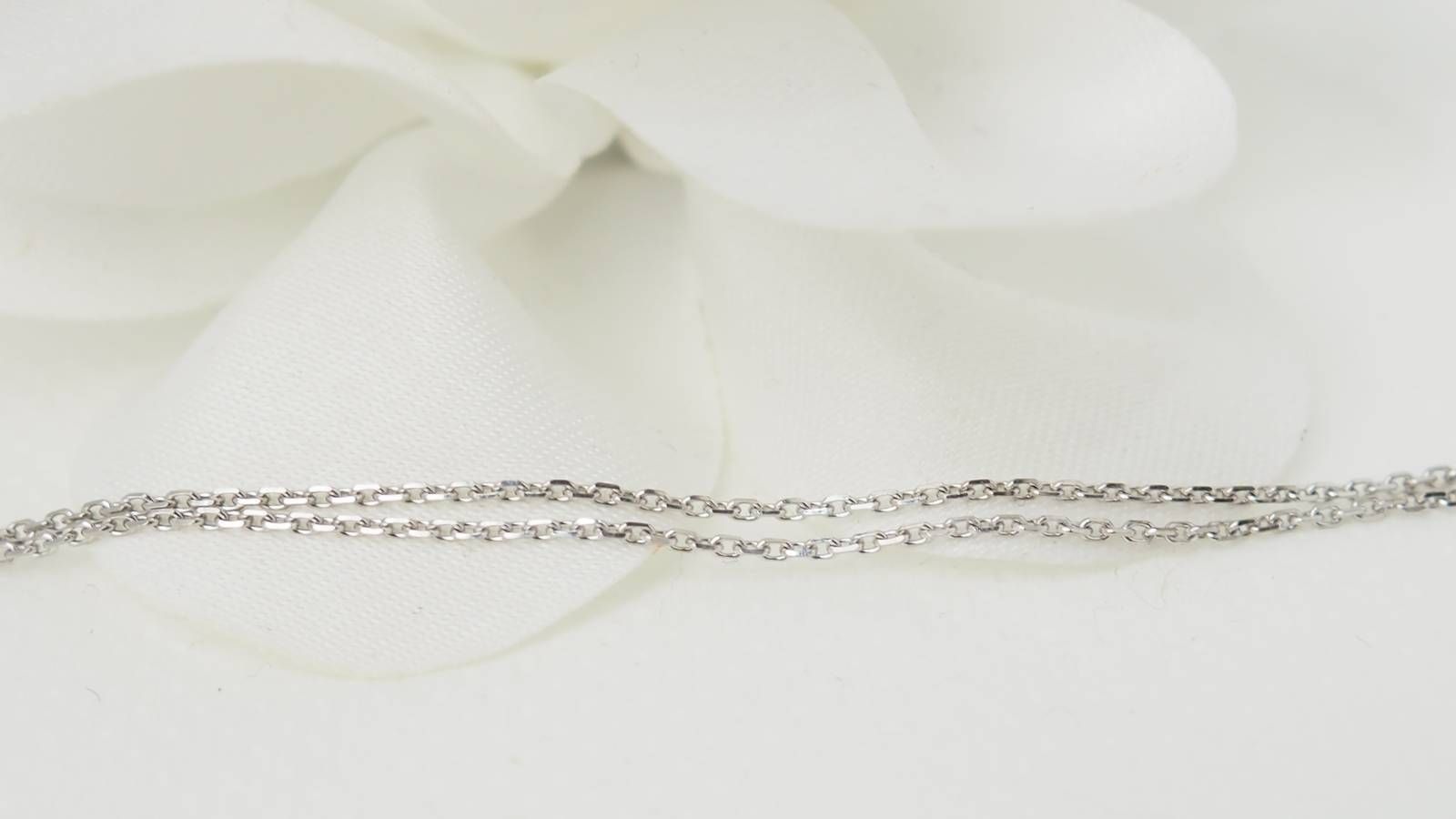 Collier double coeurs Dinh Van en or blanc