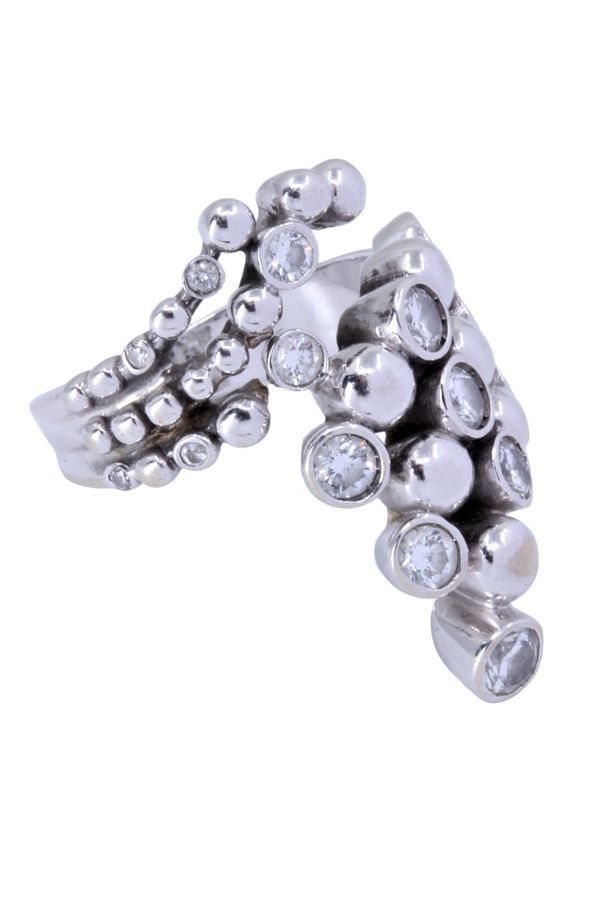 BAGUE DE CRÉATEUR DIAMANTS