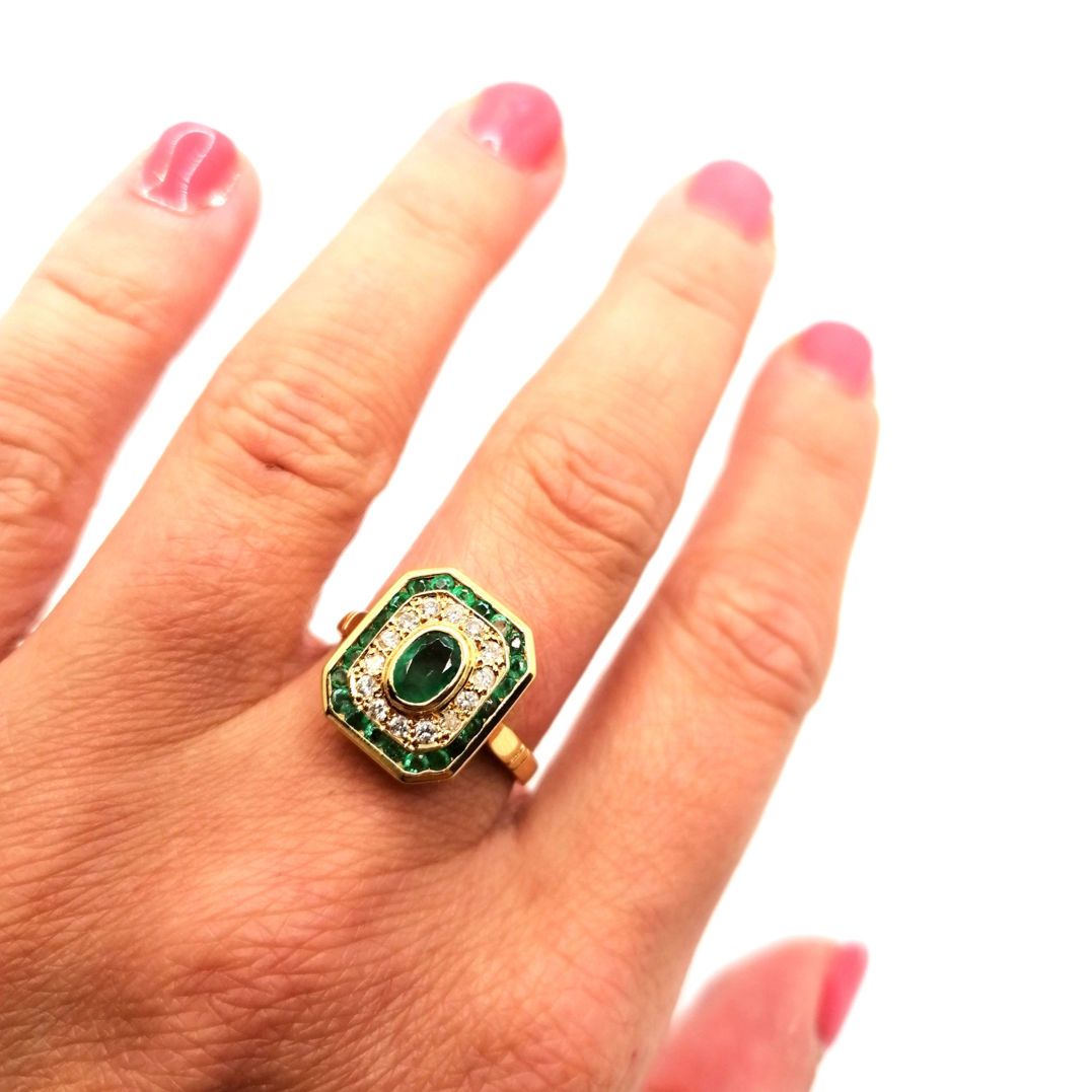 Bague vintage émeraudes diamants