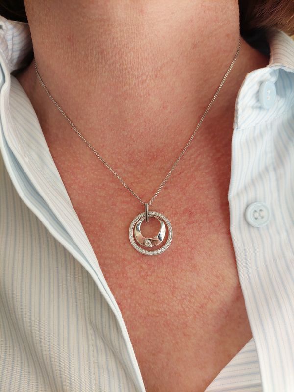 Collier GAREL Envol en or blanc et diamants