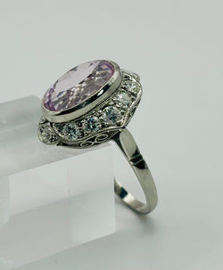 Bague en platine et diamant et kunzite