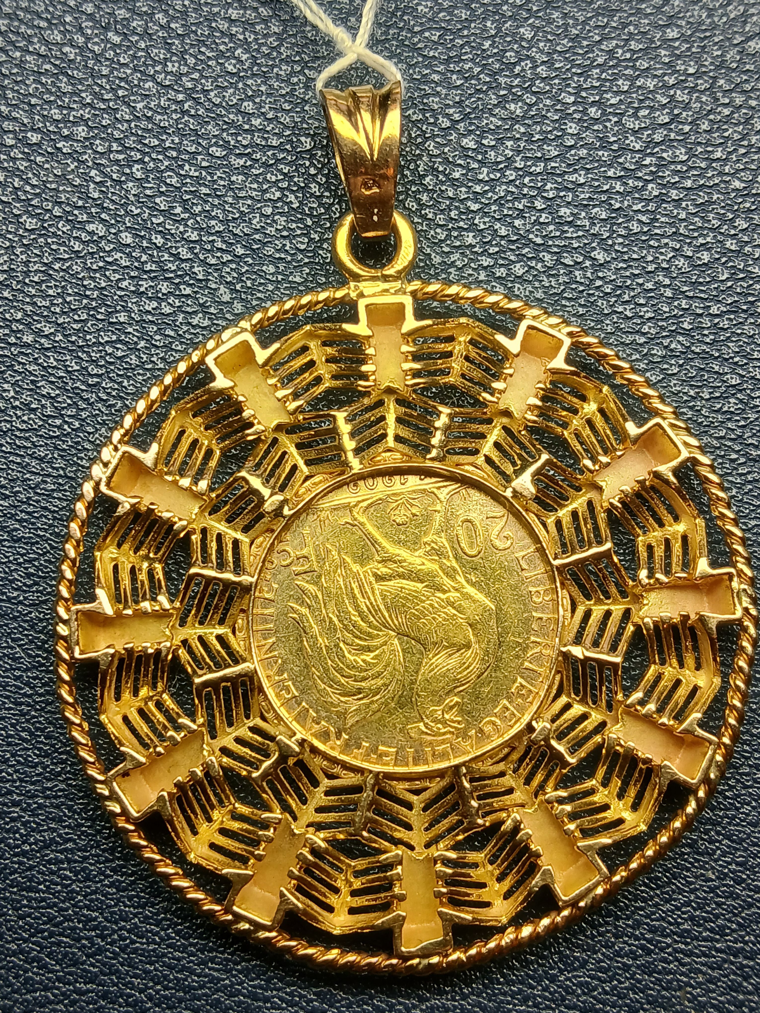 Pendentif médaille porte-pièce en or jaune