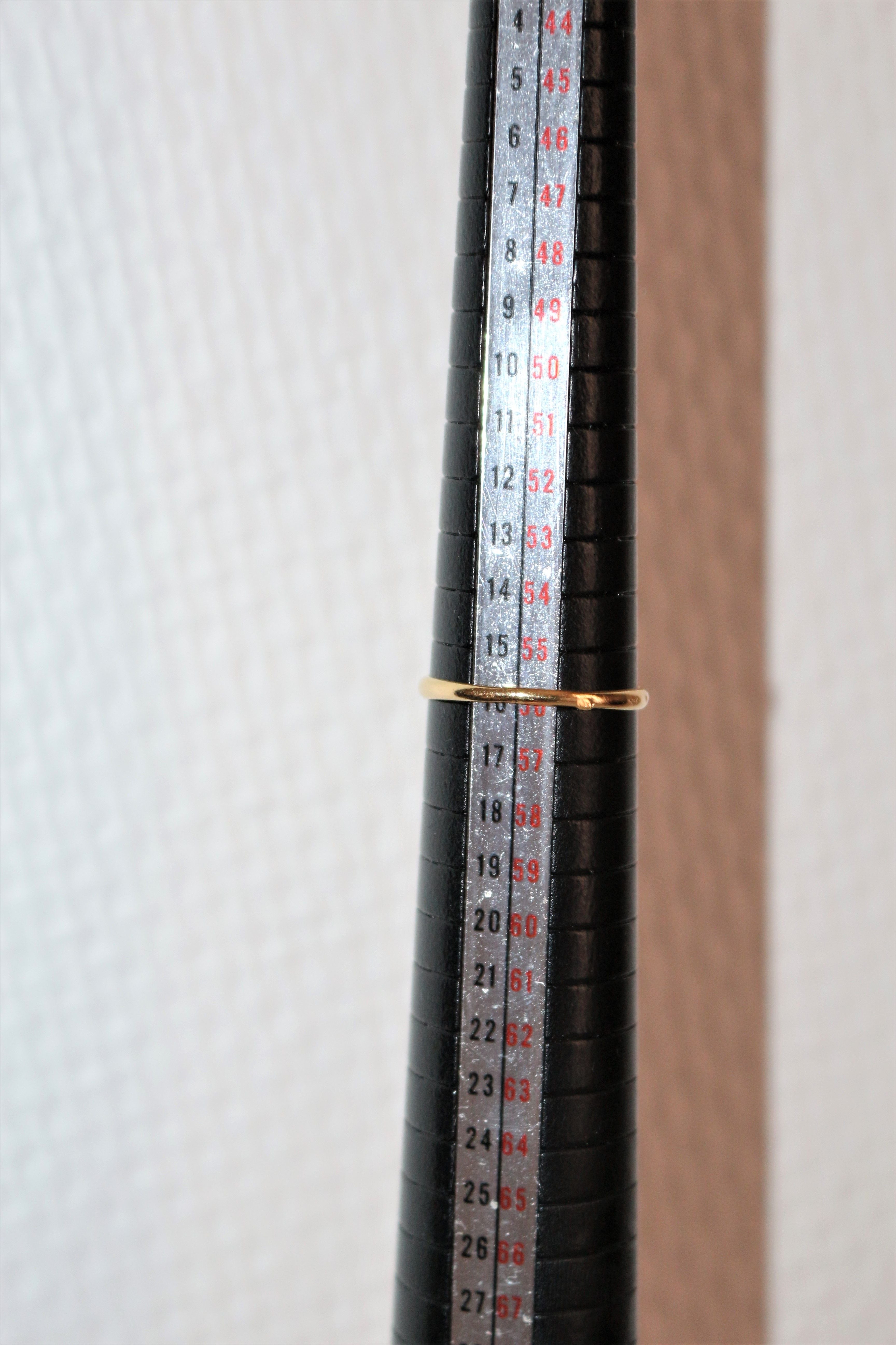 Oval Openwork Sapphire Ring