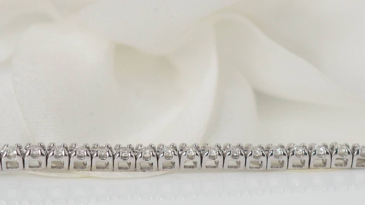 Bracelet rivière en or blanc et diamants 1ct