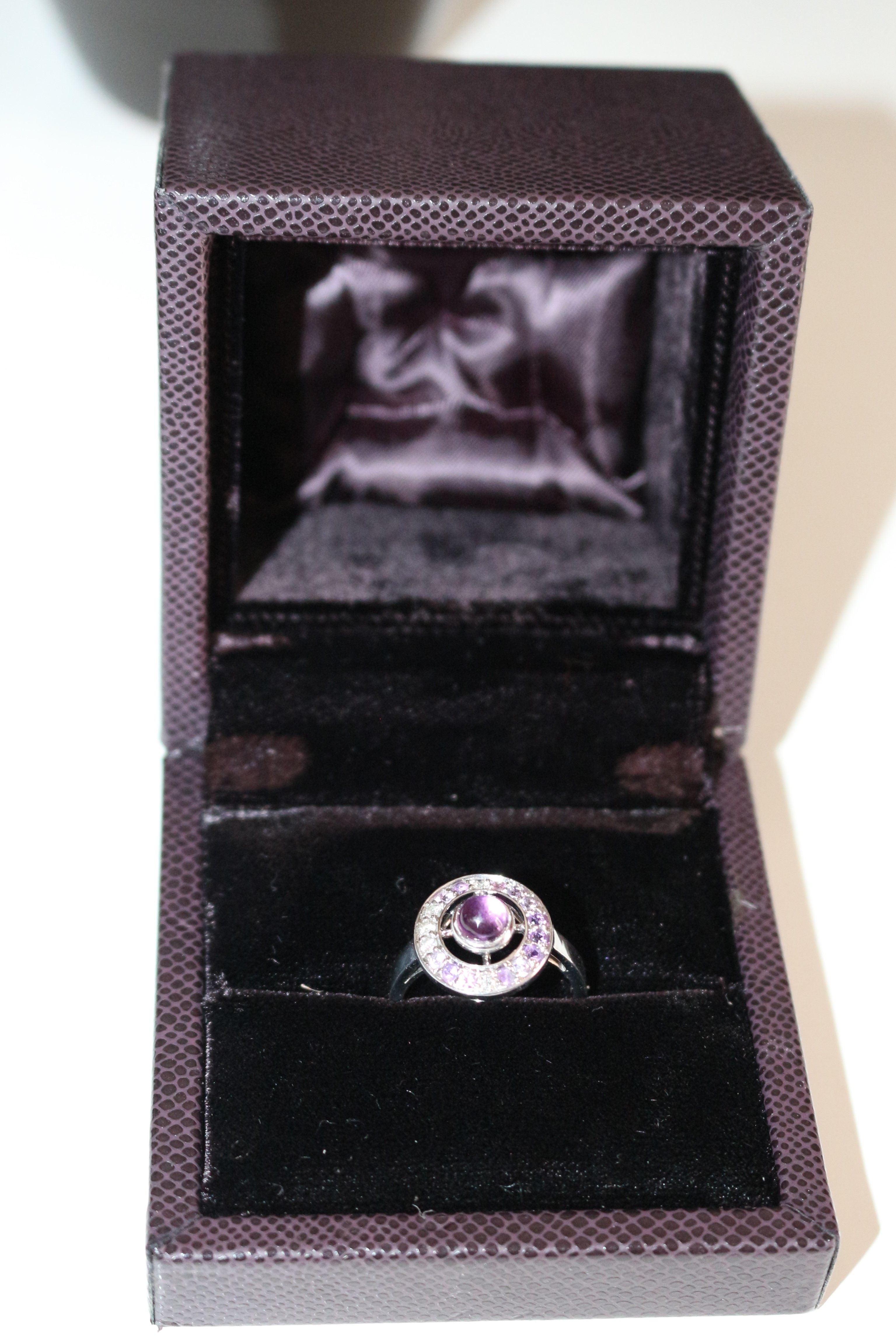 BOUCHERON “Ma Jolie” ring in white gold, sapphires and amethyst