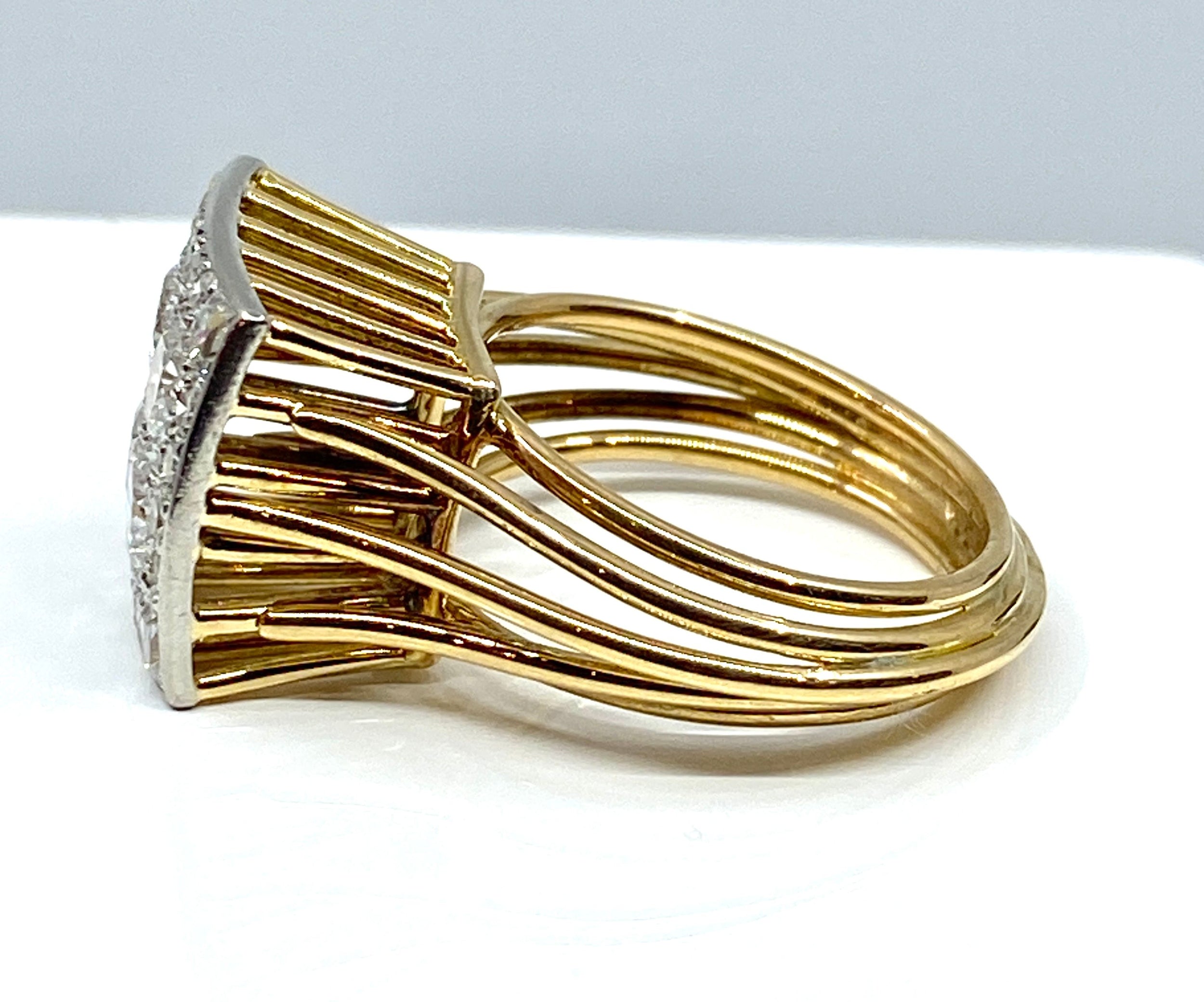 Bague en or jaune et or blanc 18 carats pavée de diamants