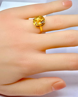 Bague en or jaune 18 carats et citrine