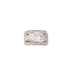 Art Deco ring in platinum and diamonds