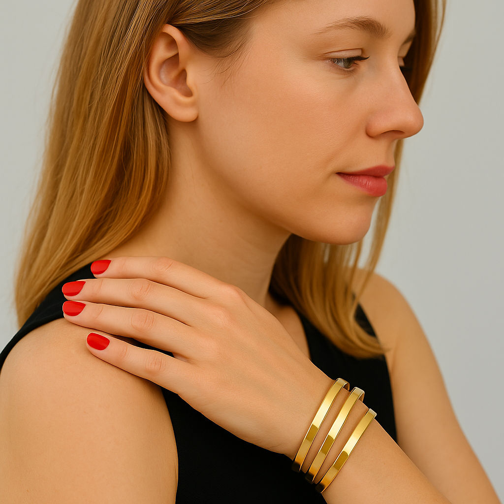 Suite de 3 bracelets 3 ors de la Maison Frojo