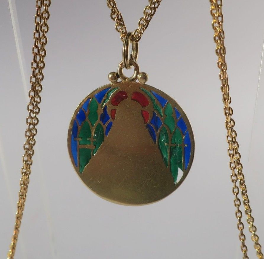 Pendentif BECKER Jésus Christ en or jaune et émail