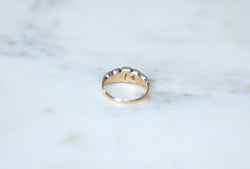 Bague jarretière en or rose et argent et diamants