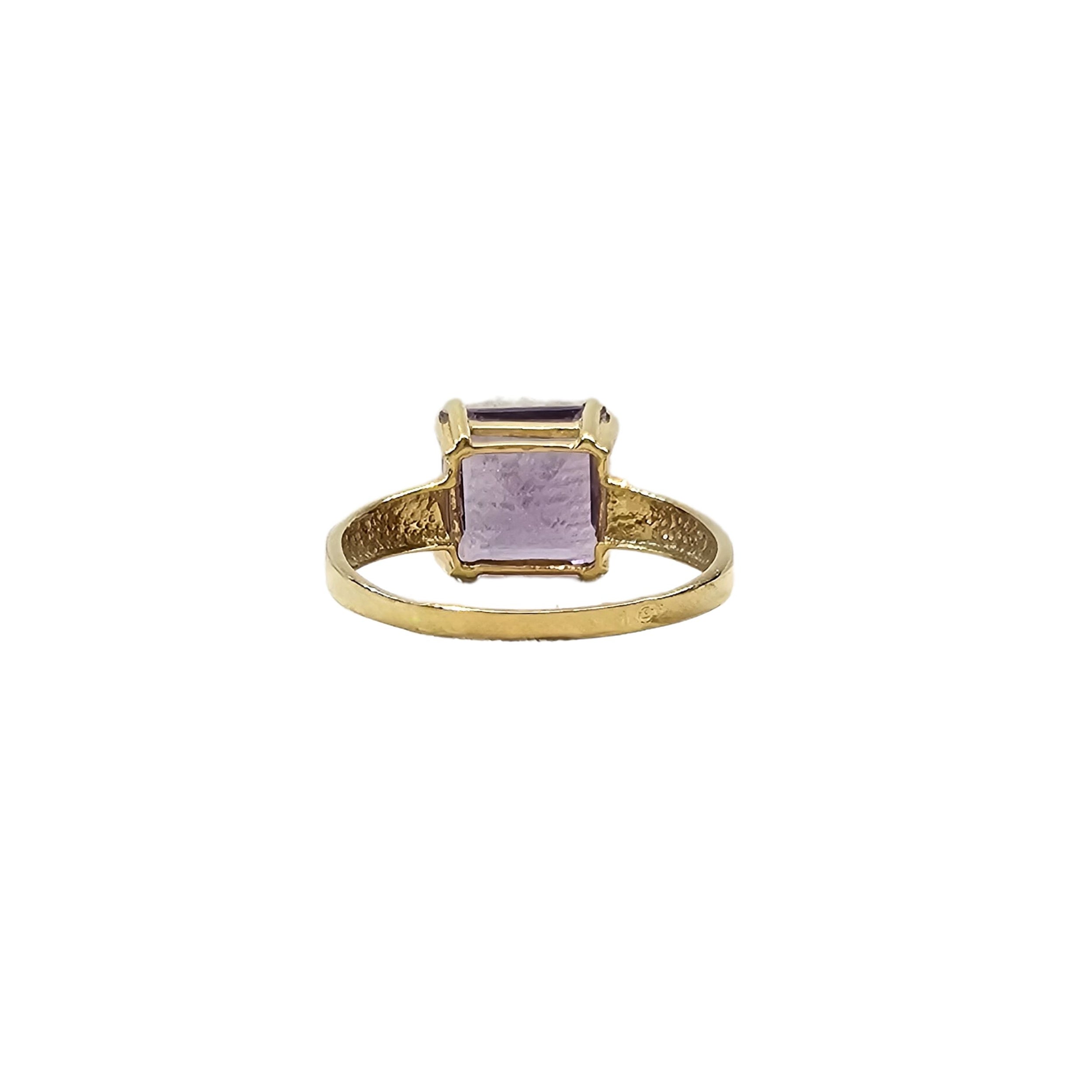 Bague en or jaune 18 carats et amethyste taille princesse - Taille EU60