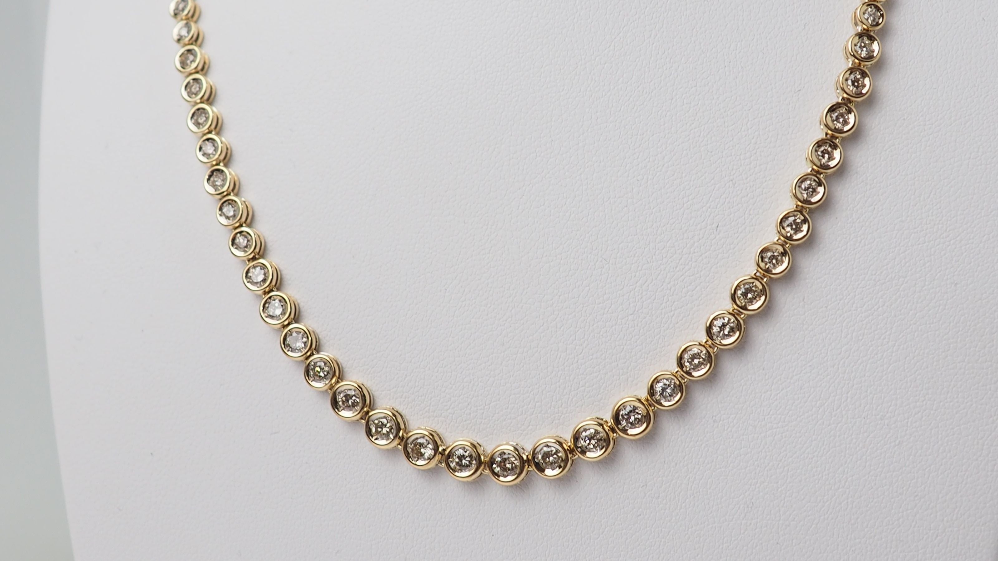 Collier rivière en or jaune et diamants