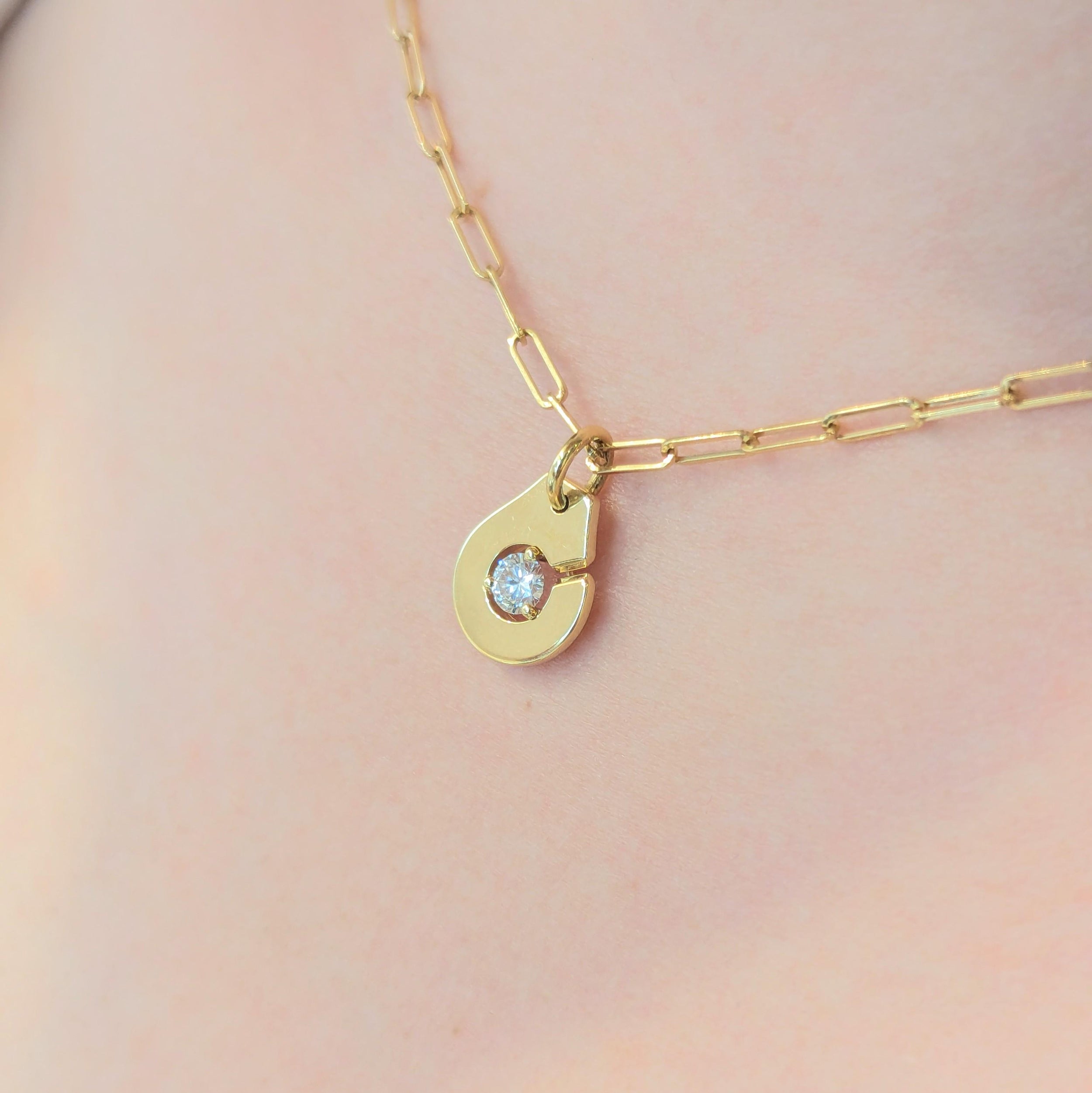 Collier Dinh Van Menottes R10