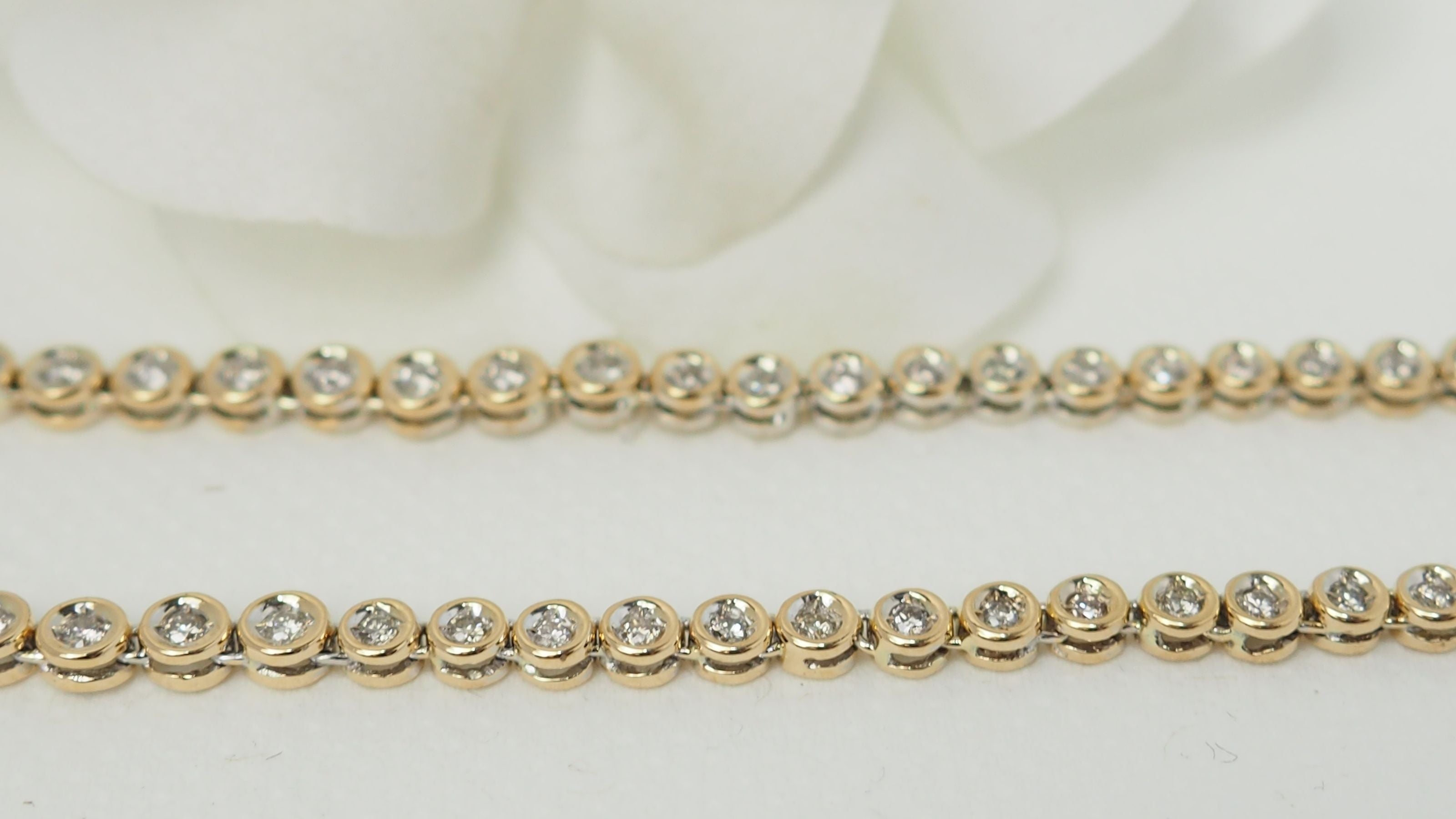 Collier rivière en or jaune et diamants