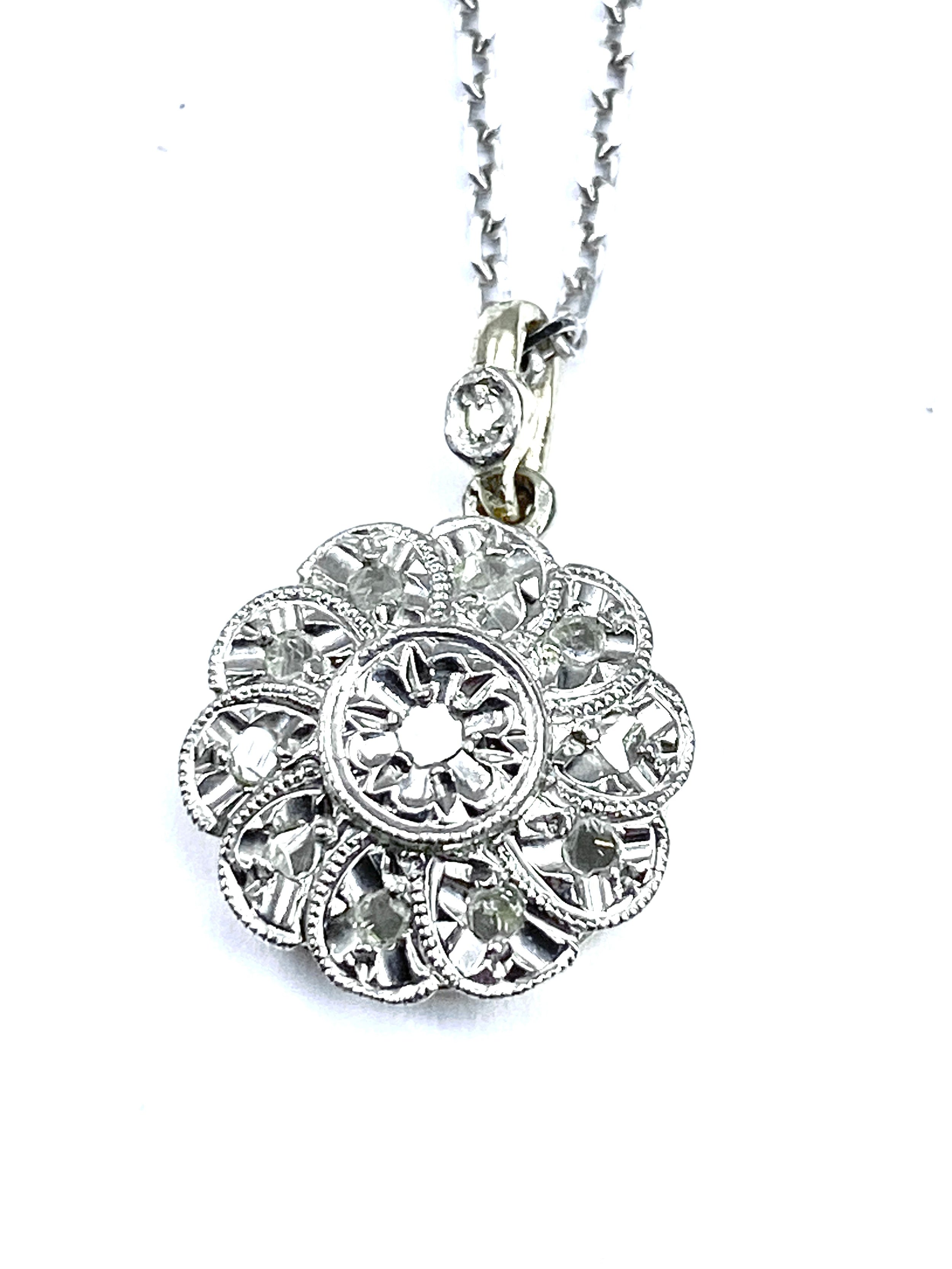 Pendentif chaîne en or 18 carats : fleur en diamants de taille rose