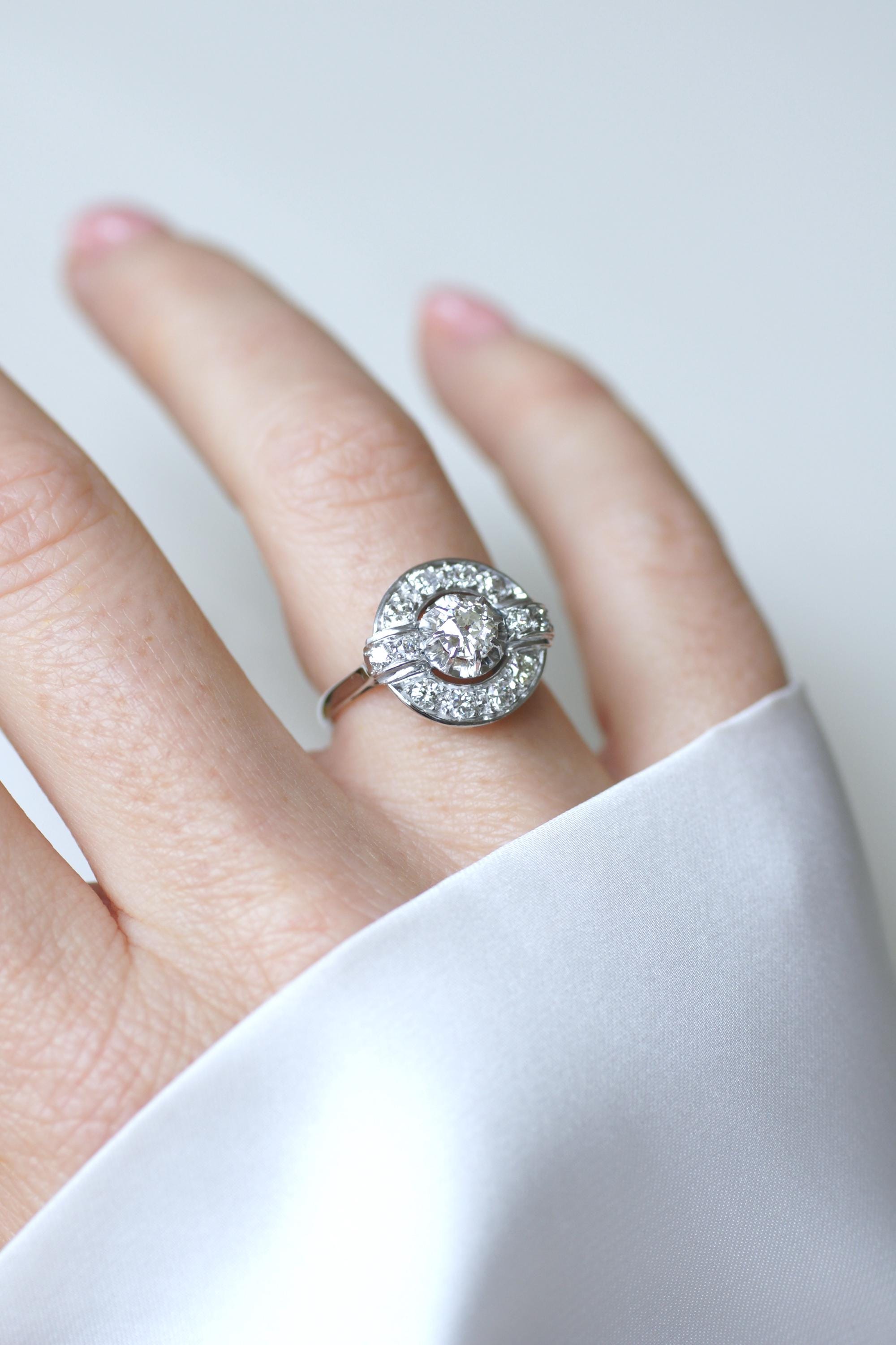 Bague Cible Art Déco Diamants 1,05 Cts sur Or blanc et Platine