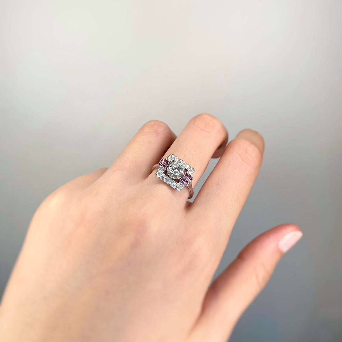 Bague Art-Déco - Platine, diamants & rubis