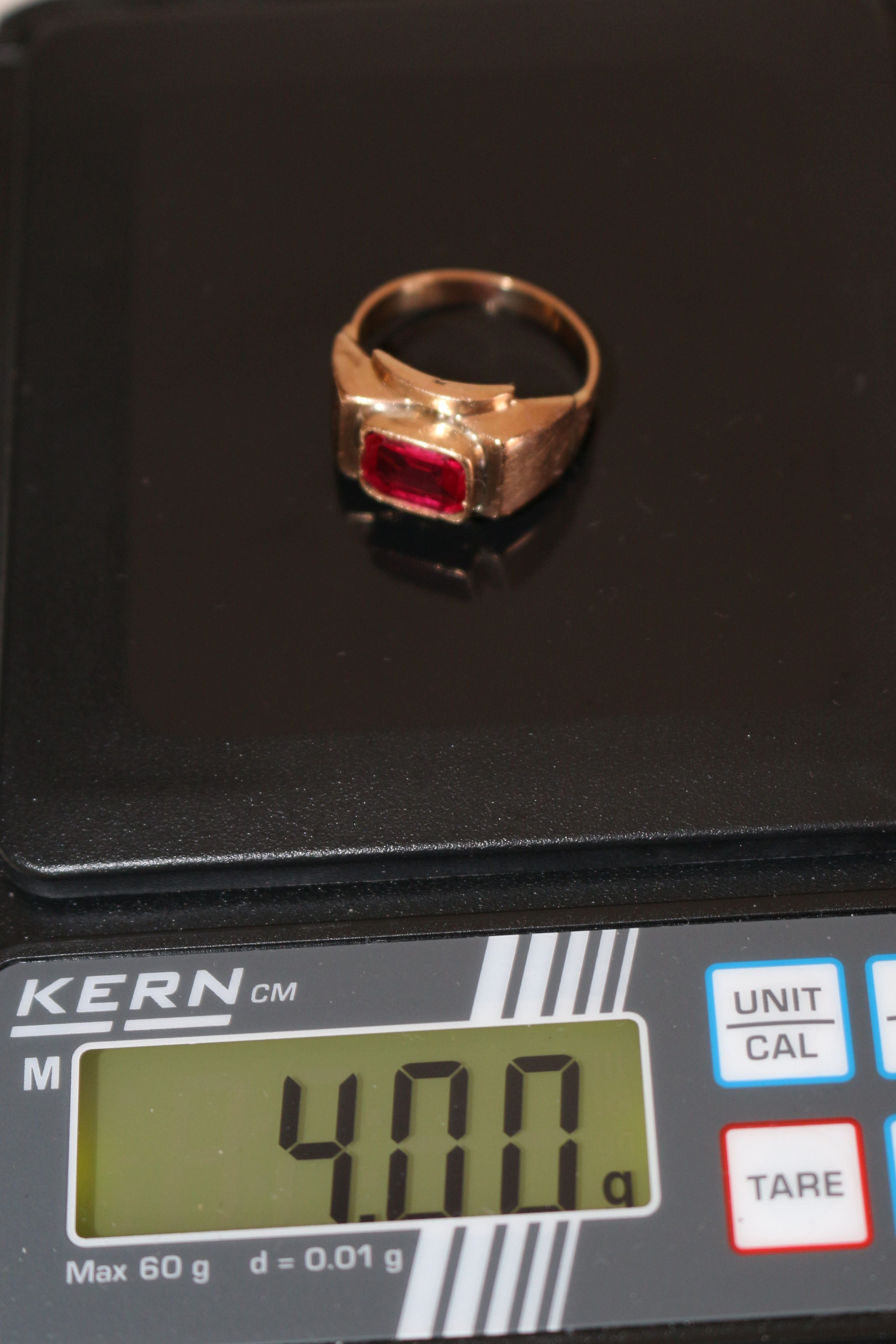 Verneuil Ruby Tank Ring