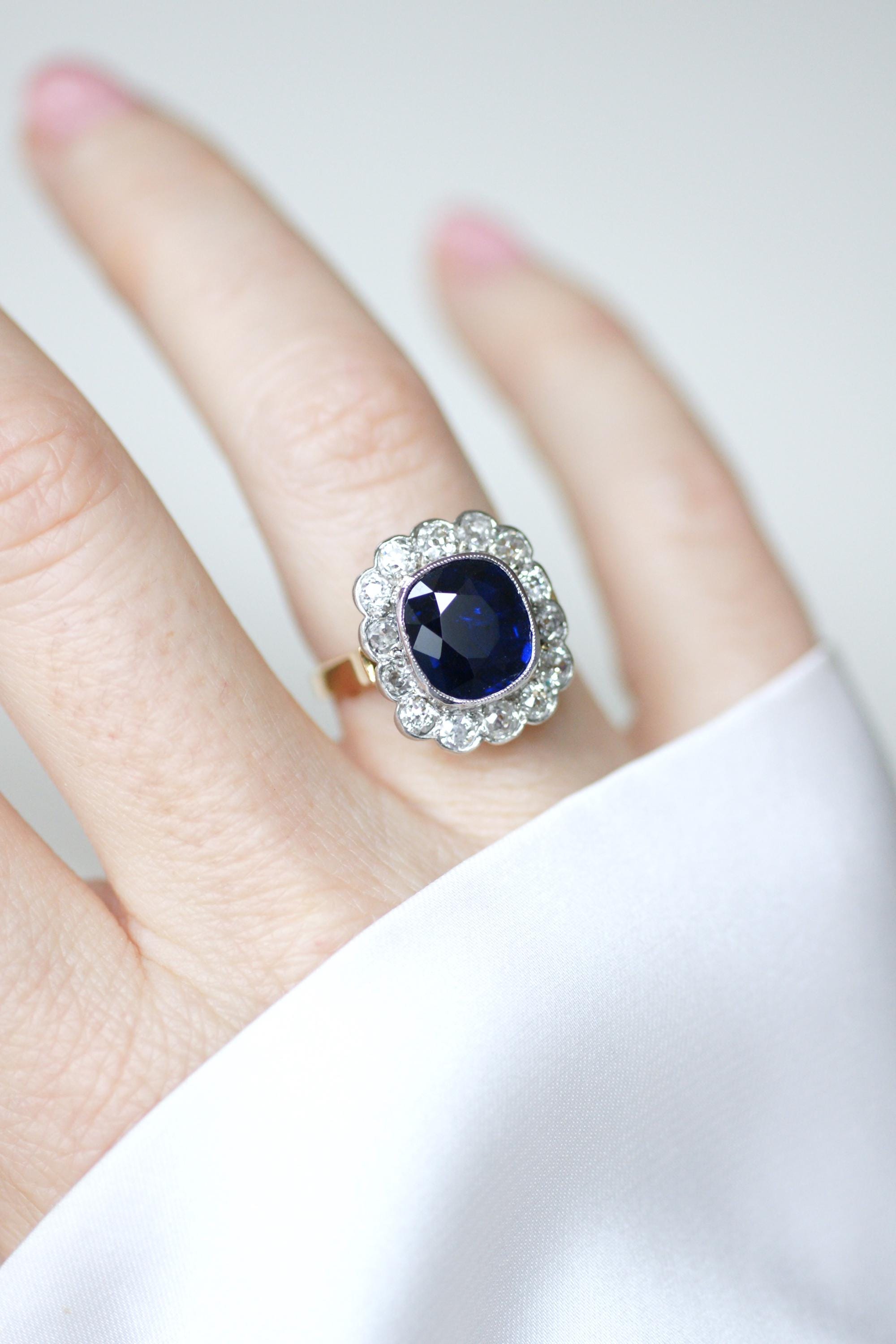 Bague Pompadour Art Déco en or rose et platine avec saphir et diamants