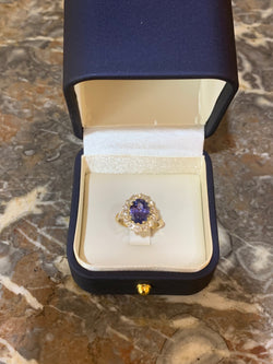 Bague Pompadour Saphir Ceylan Non Chauffé 3.55 Carats Diamants Or Jaune 18 Carats (Certificat)