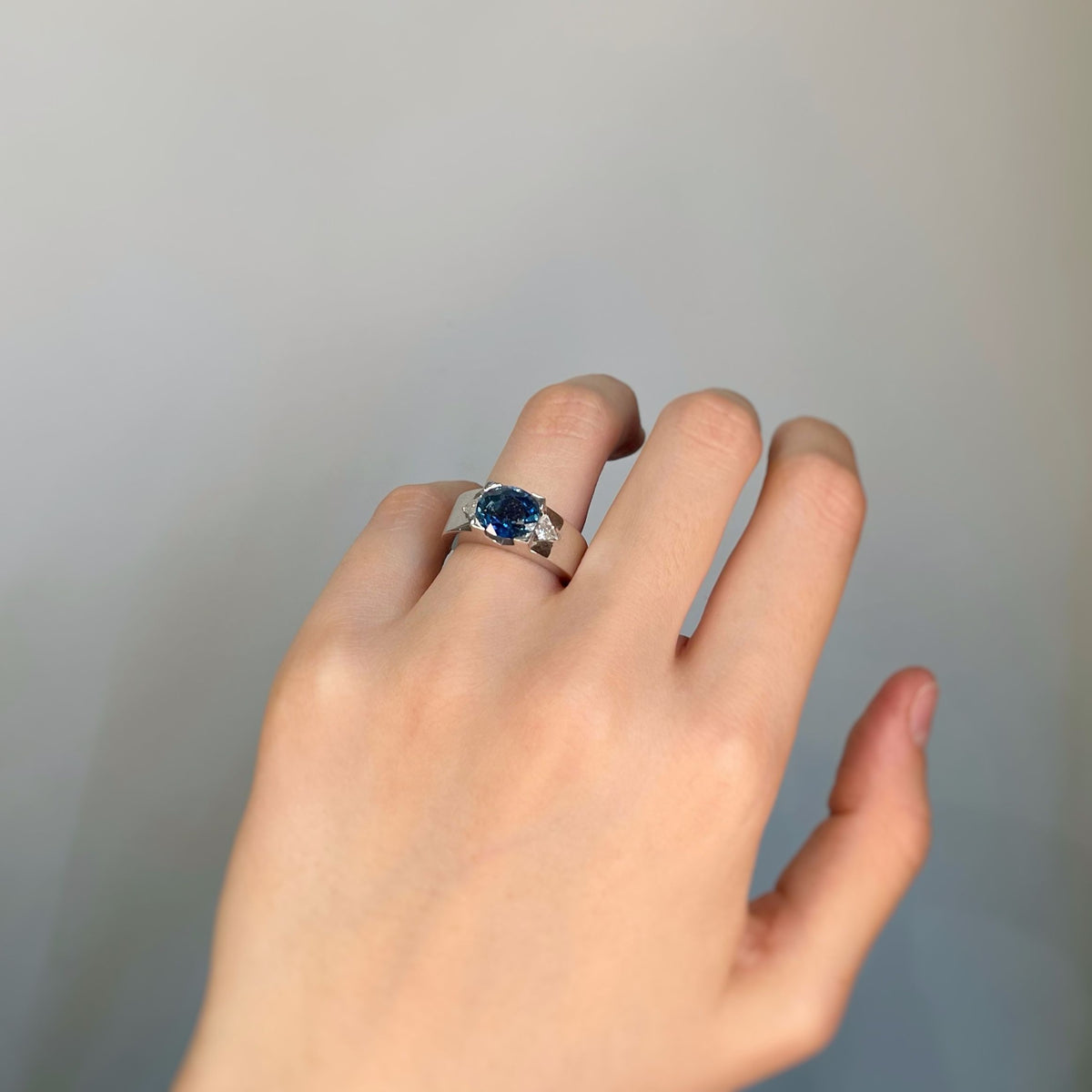 Bague - Or, Saphir & Diamants