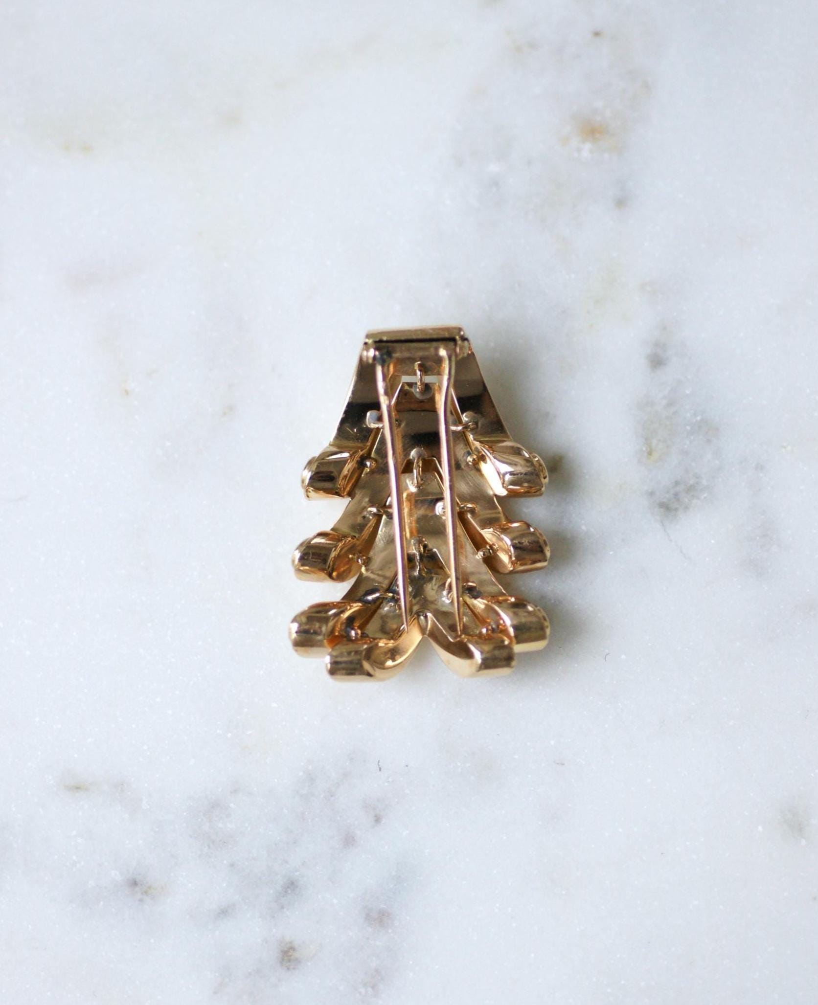 Brooch Clip Boucheron Ruby on Pink Gold 40's