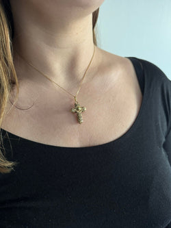 Croix Filigranée En Or Jaune