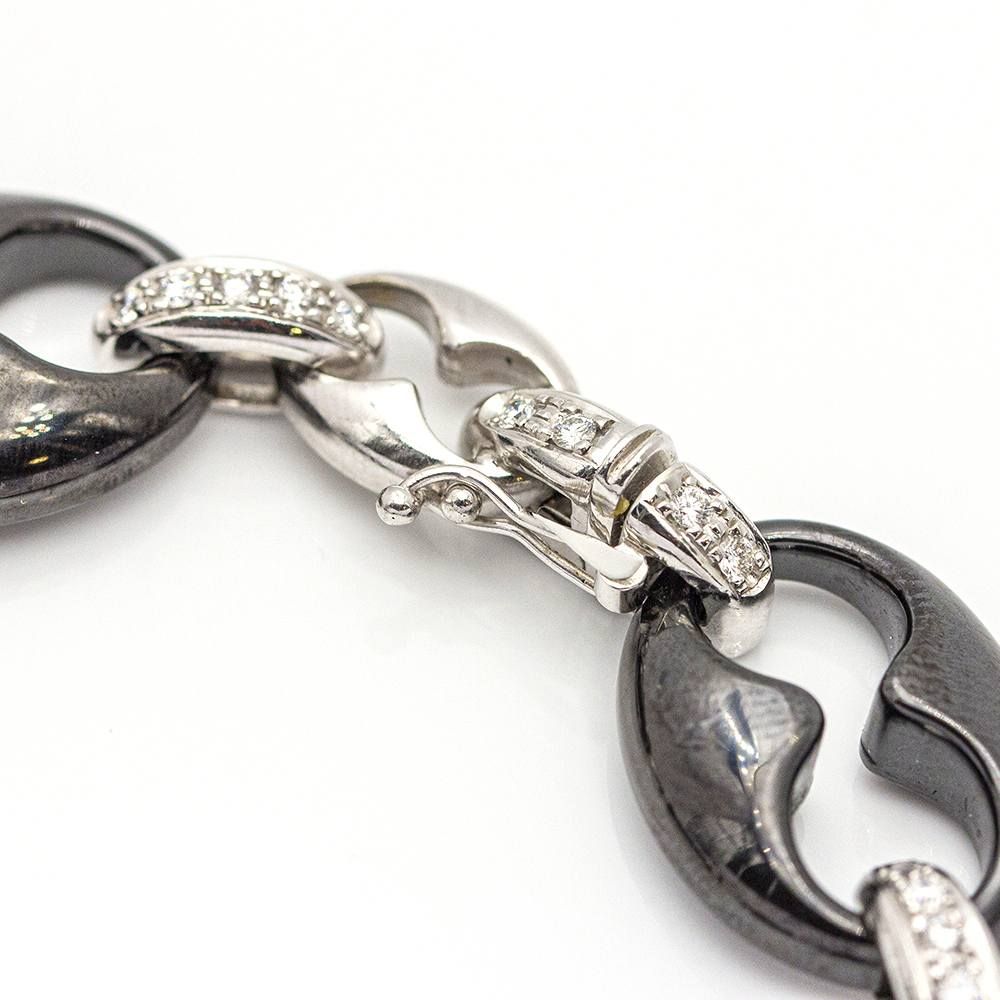 Bracelet en or et céramique noire avec diamants