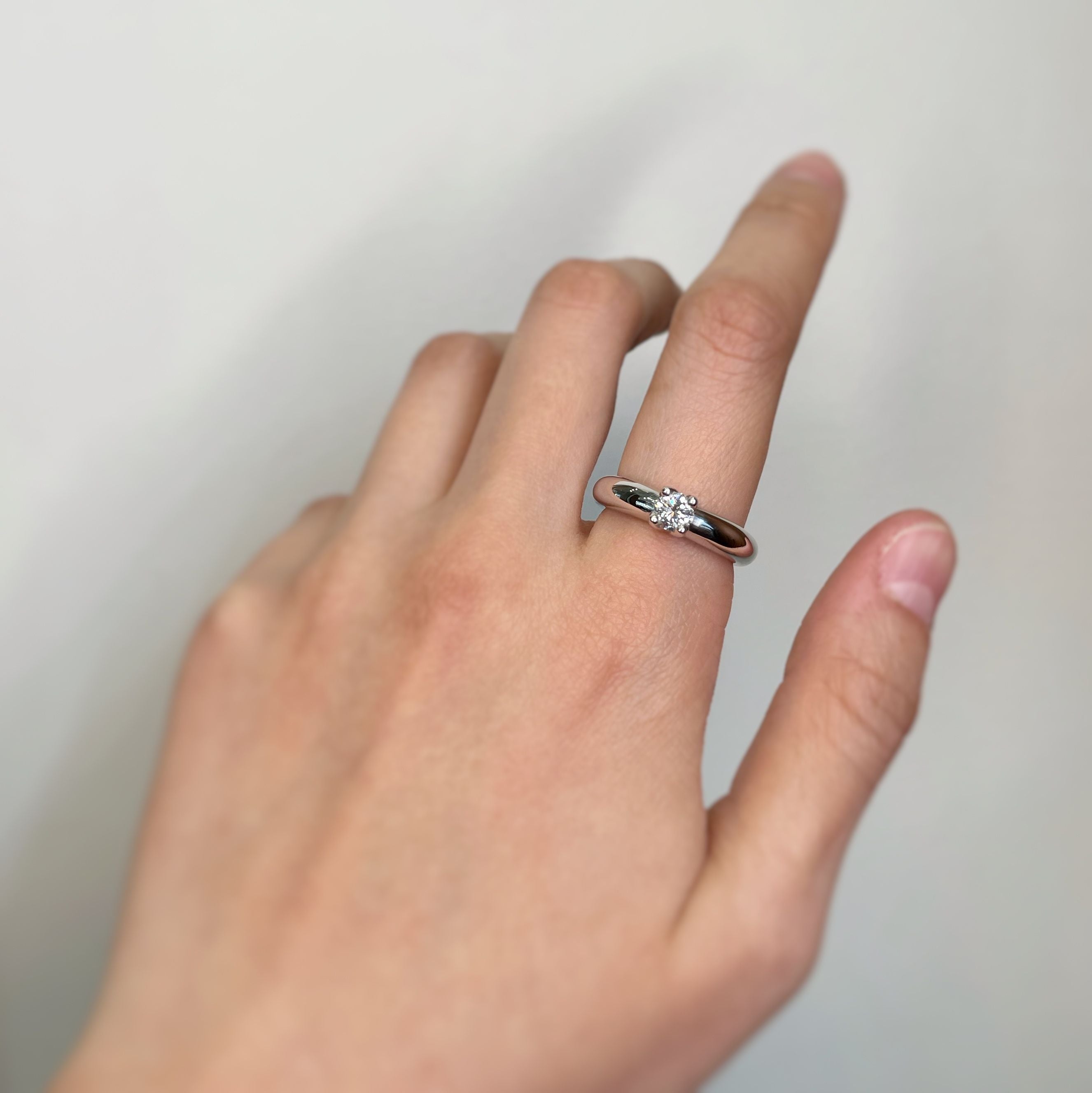 Solitaire Or blanc - Diamant de 0,45 carat