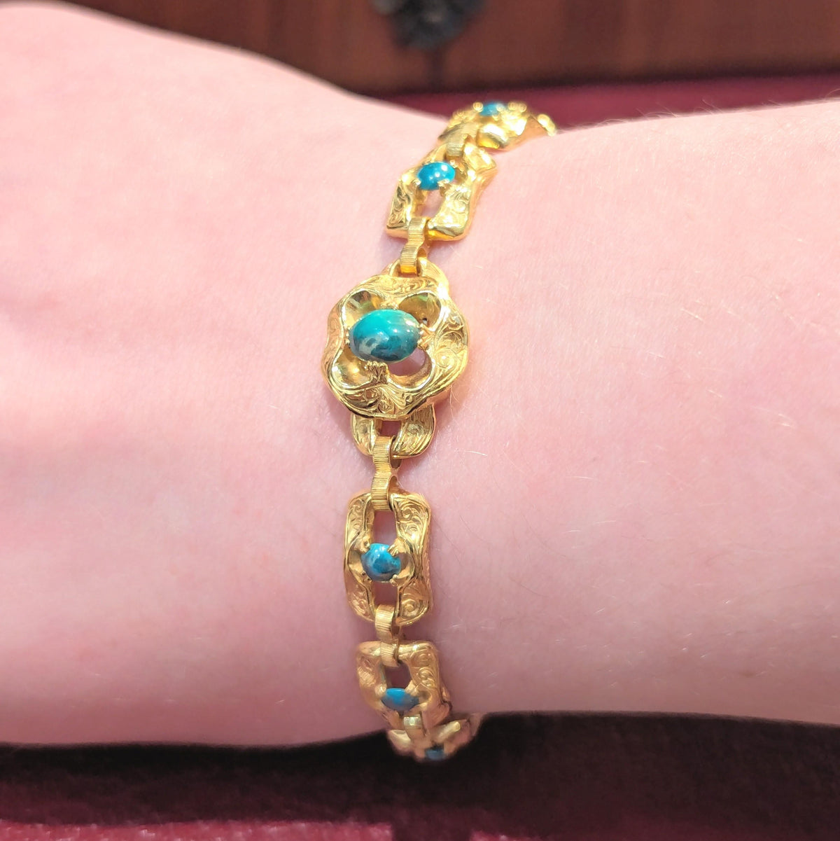 Bracelet or jaune et Turquoises
