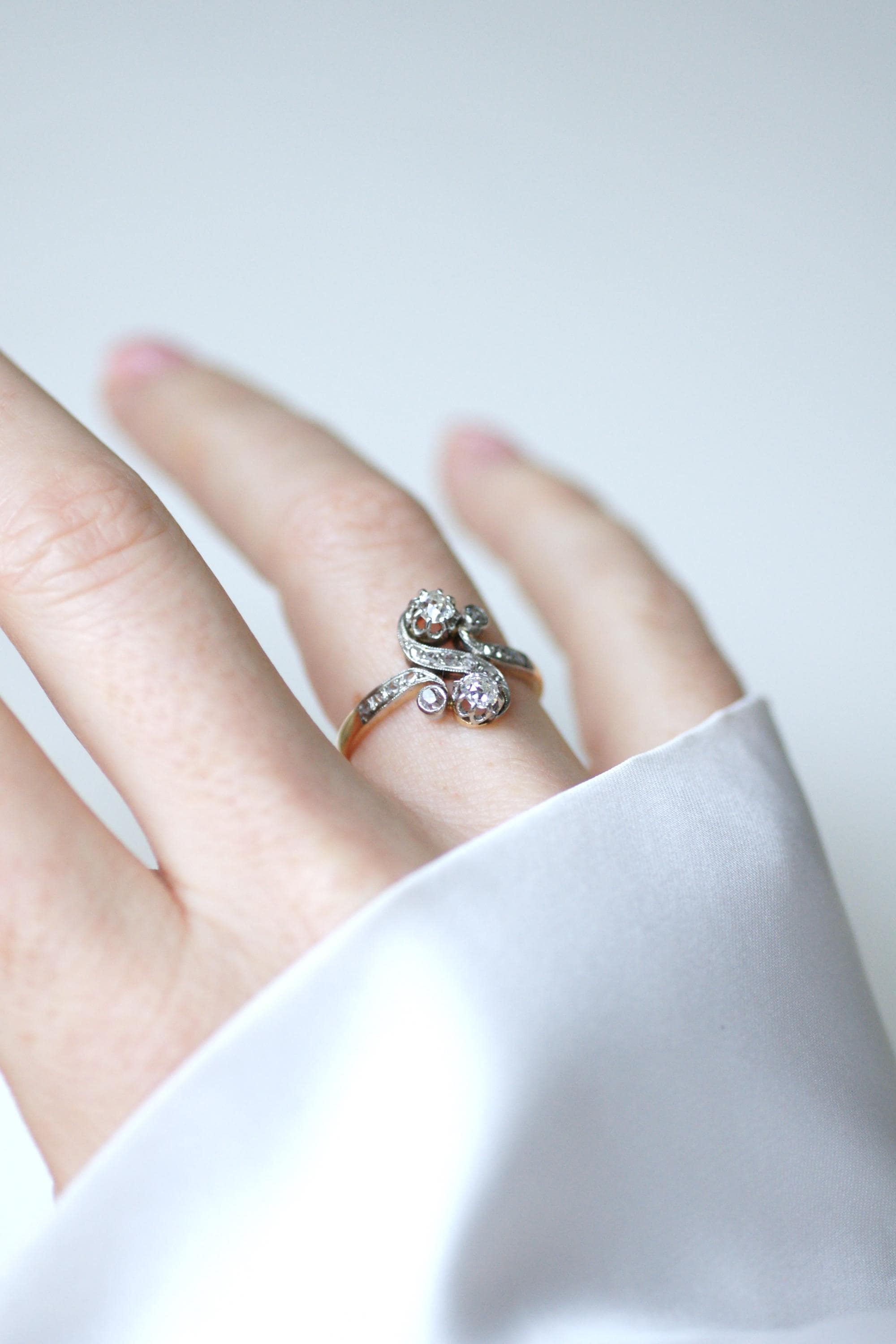 Ring Toi et Moi diamonds 0.55 Ct on Belle Epoque Gold and Platinum