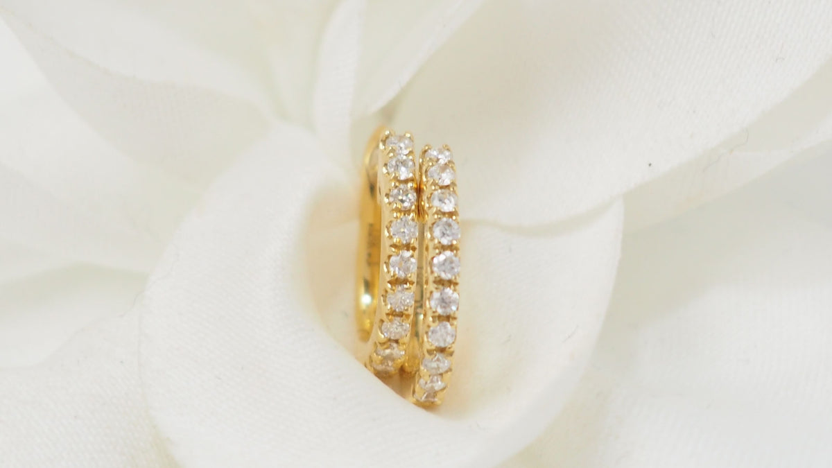 Boucles d'oreilles en or jaune et diamants