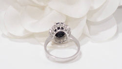 White gold, sapphire and diamond ring 