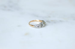 Bague jarretière en or rose et argent et diamants