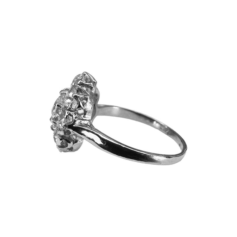 Bague Marguerite en or blanc et diamants