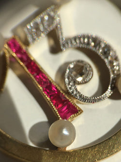 Pendentif Art Déco porte bonheur "13"