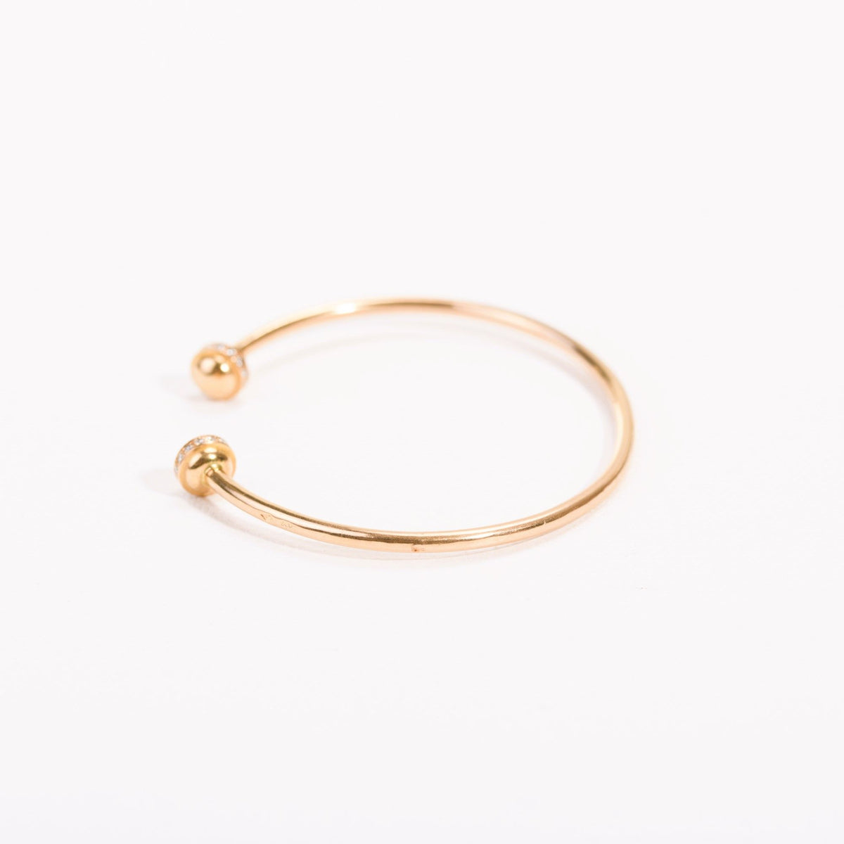 Bracelet Jonc ouvert en or rose et diamants