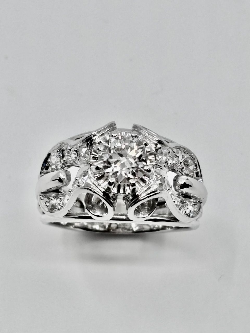 Bague en platine et diamant Epoque 1950