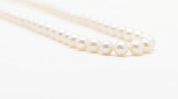 Collier perle de culture en or jaune et perle