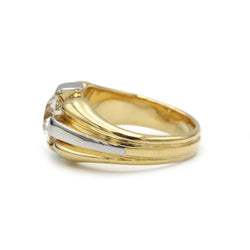 Ring Chevalière in yellow gold, white gold and diamond