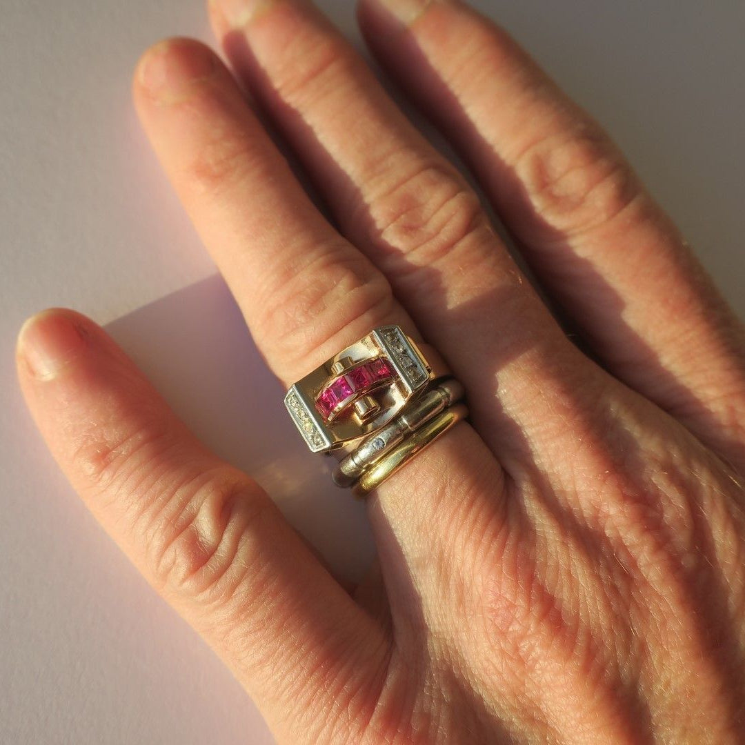 Ring Art Deco tank diamonds ruby gold paltinium