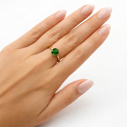 ANILLO DE ORO CON GEMA NATURAL